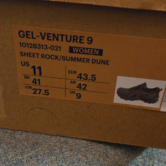 Asics Gel Venture 9 Sneakers - Picture 6 of 6